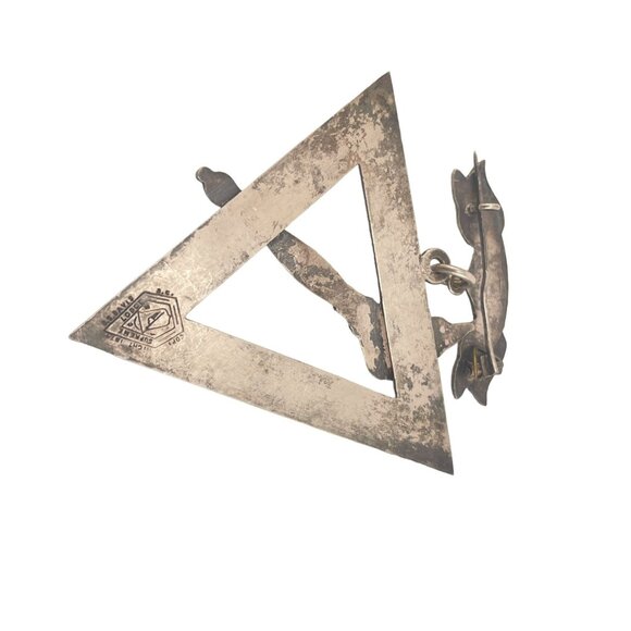 Vintage Silver Masonic Jewel Pin Brooch With Engraved Triangle and Torch  Emblem - Picture 4 of 10